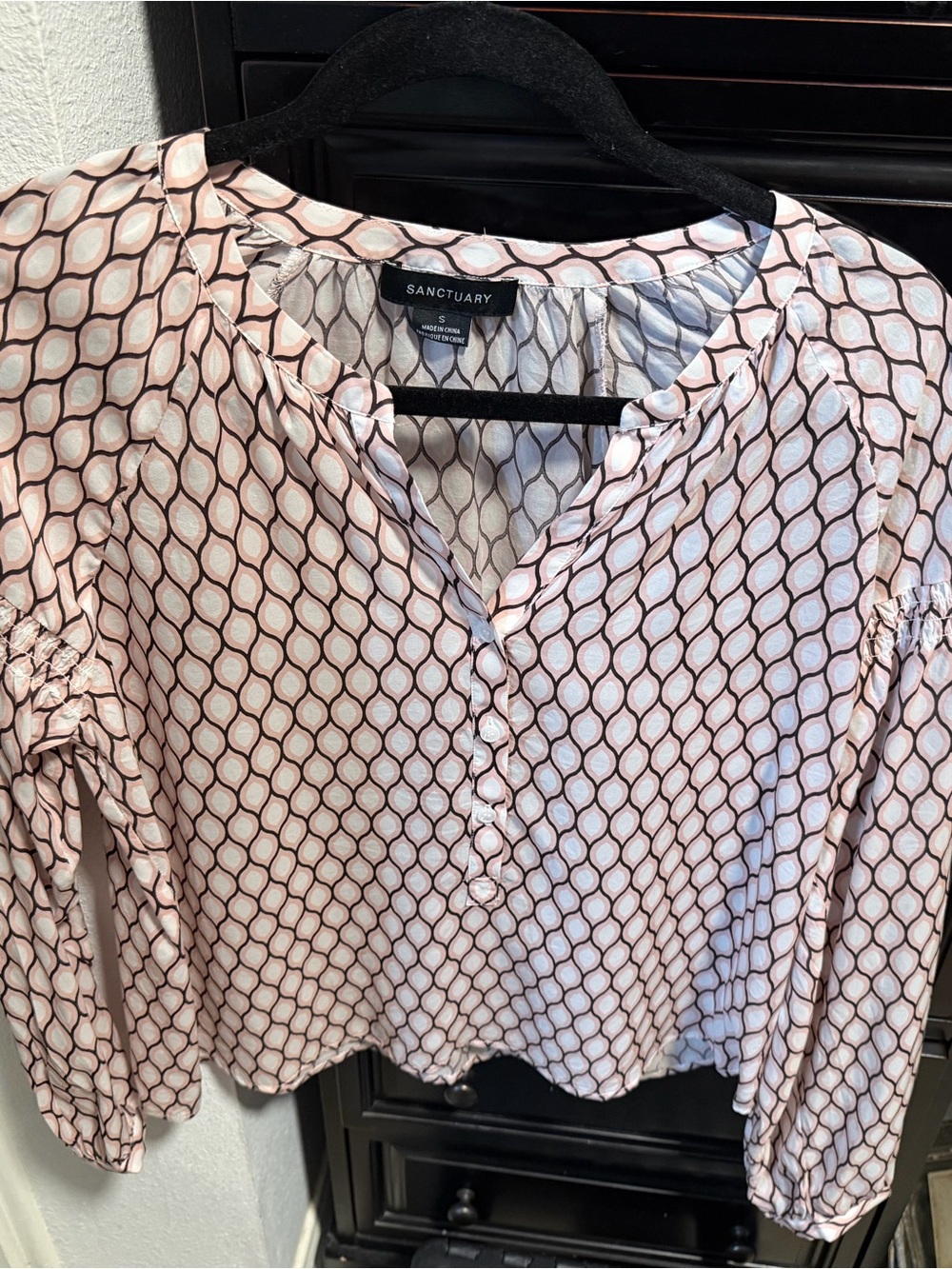 Sanctuary Pink Geometric Button-Front Blouse